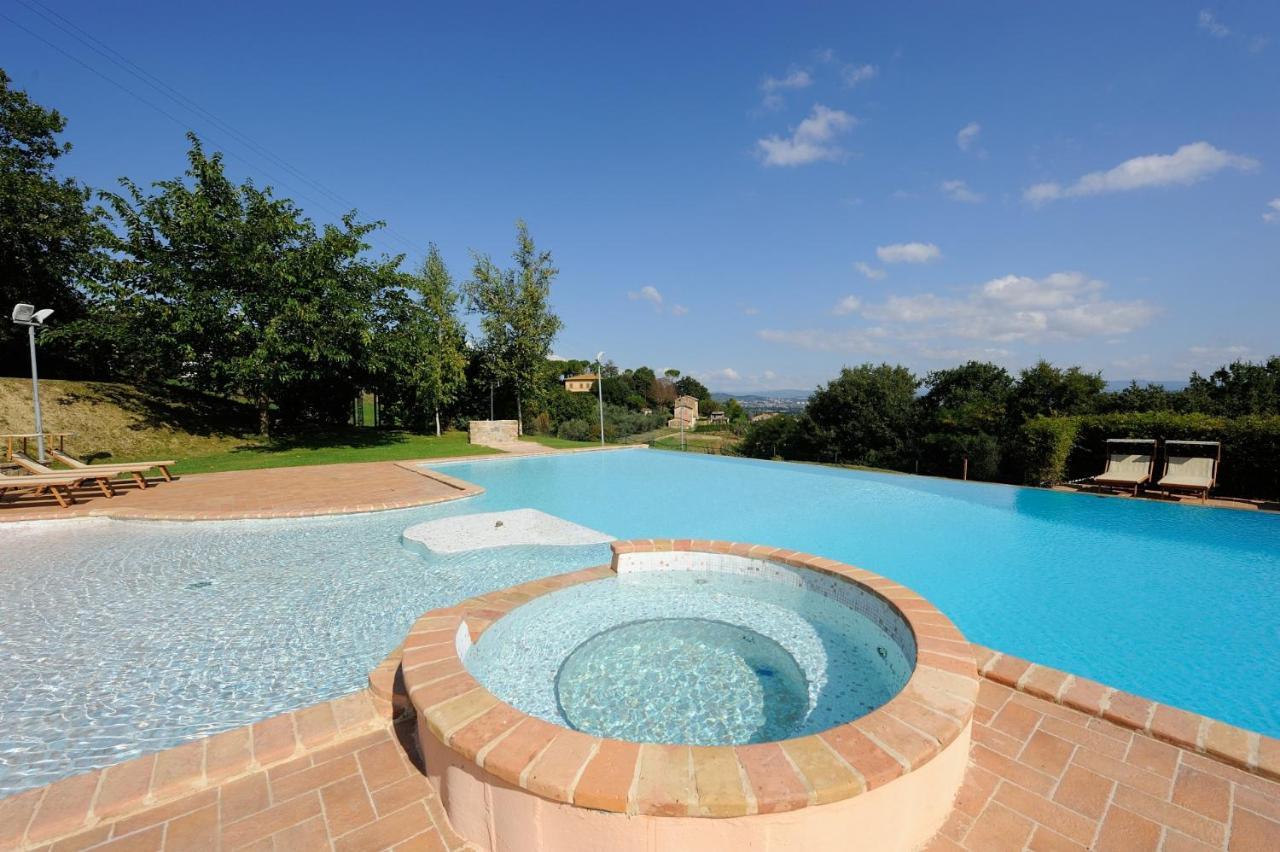 Agriturismo Il Vecchio Mandorlo Perugia Eksteriør billede