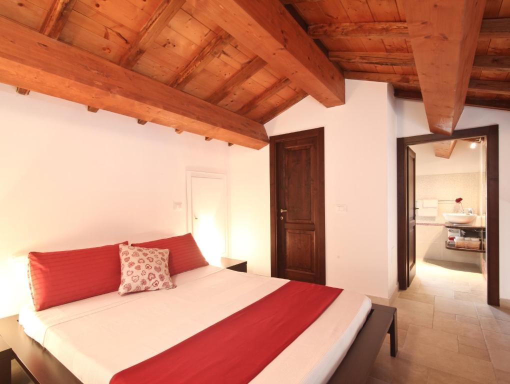 Agriturismo Il Vecchio Mandorlo Perugia Eksteriør billede